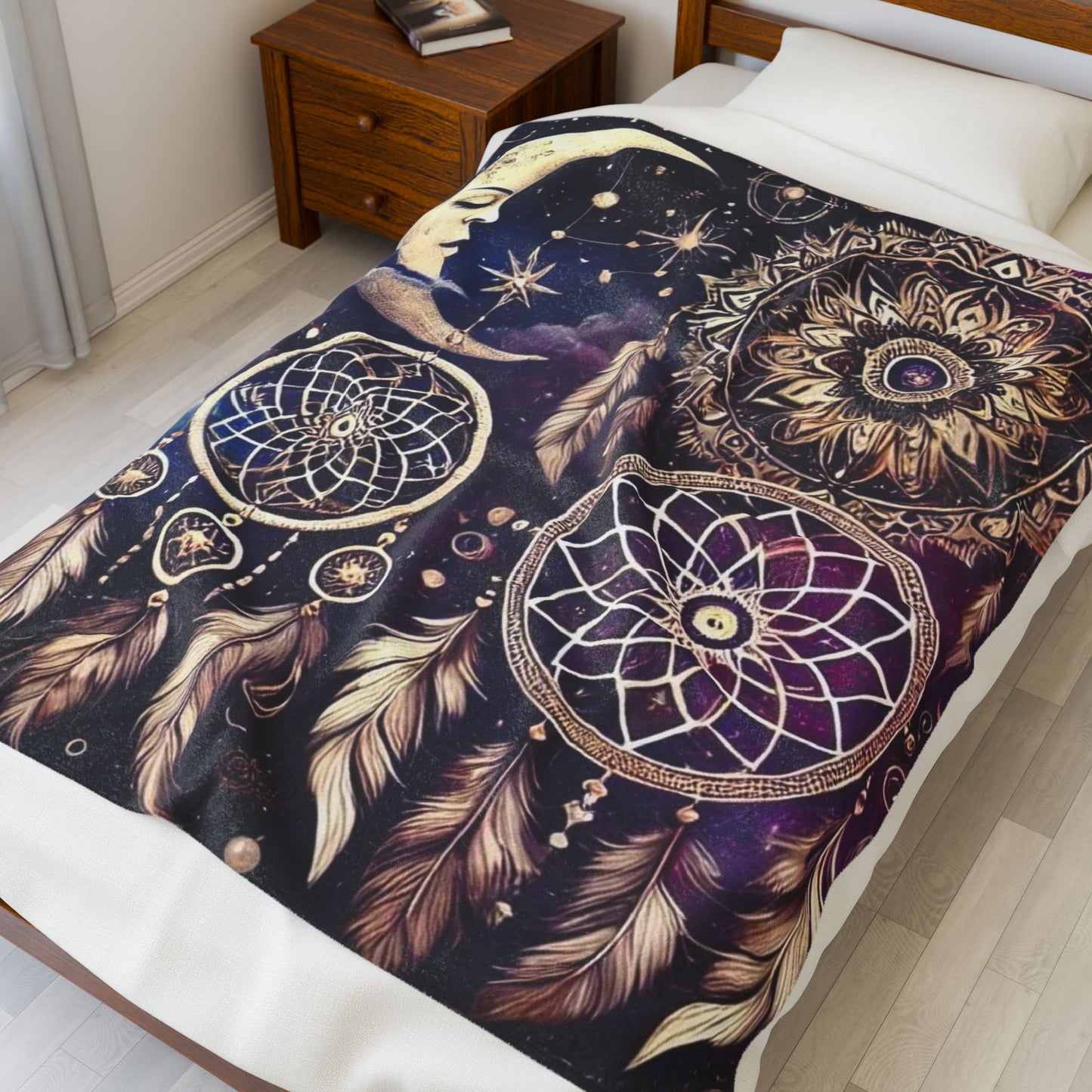 Cozy Dreamcatcher Moon - Plush Blanket